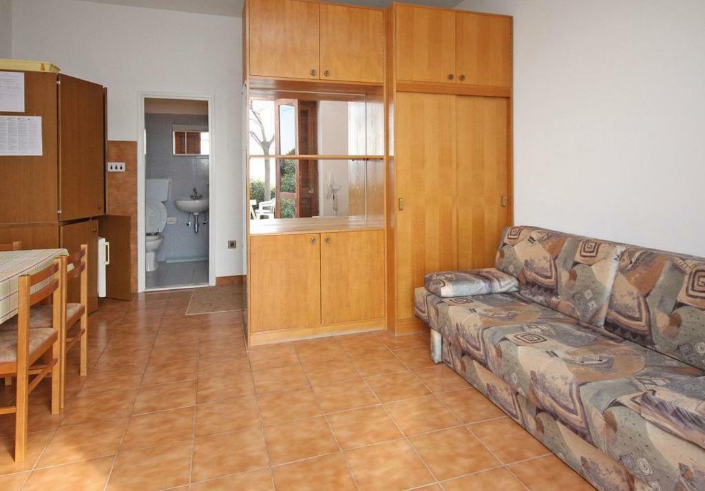 Apartmani Ujdur オミシュ エクステリア 写真